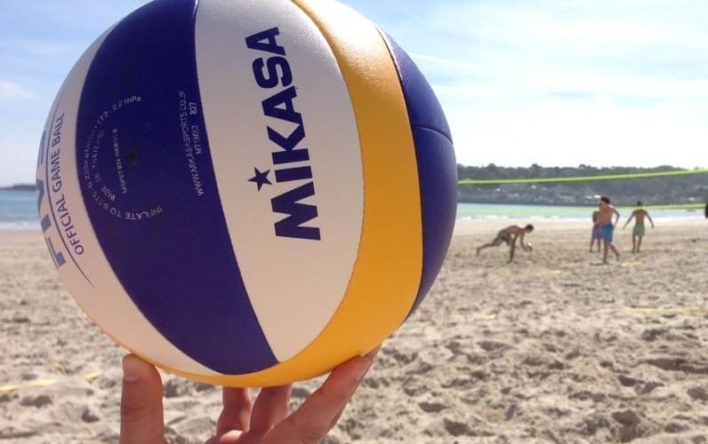 мяч для пляжного волейбола